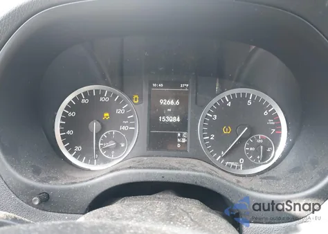 2016 Mercedes-Benz Metris z USA, uszkodzony, nr VIN WD3PG2EAXG3091093